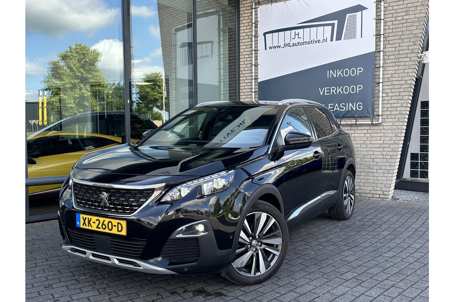 Peugeot 3008 1.2*GT Line*CARPLAY*NAVI*CRUISE*KEYLESS*FULL-LED*